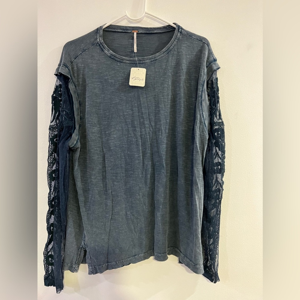 NWT free people sweater sz L